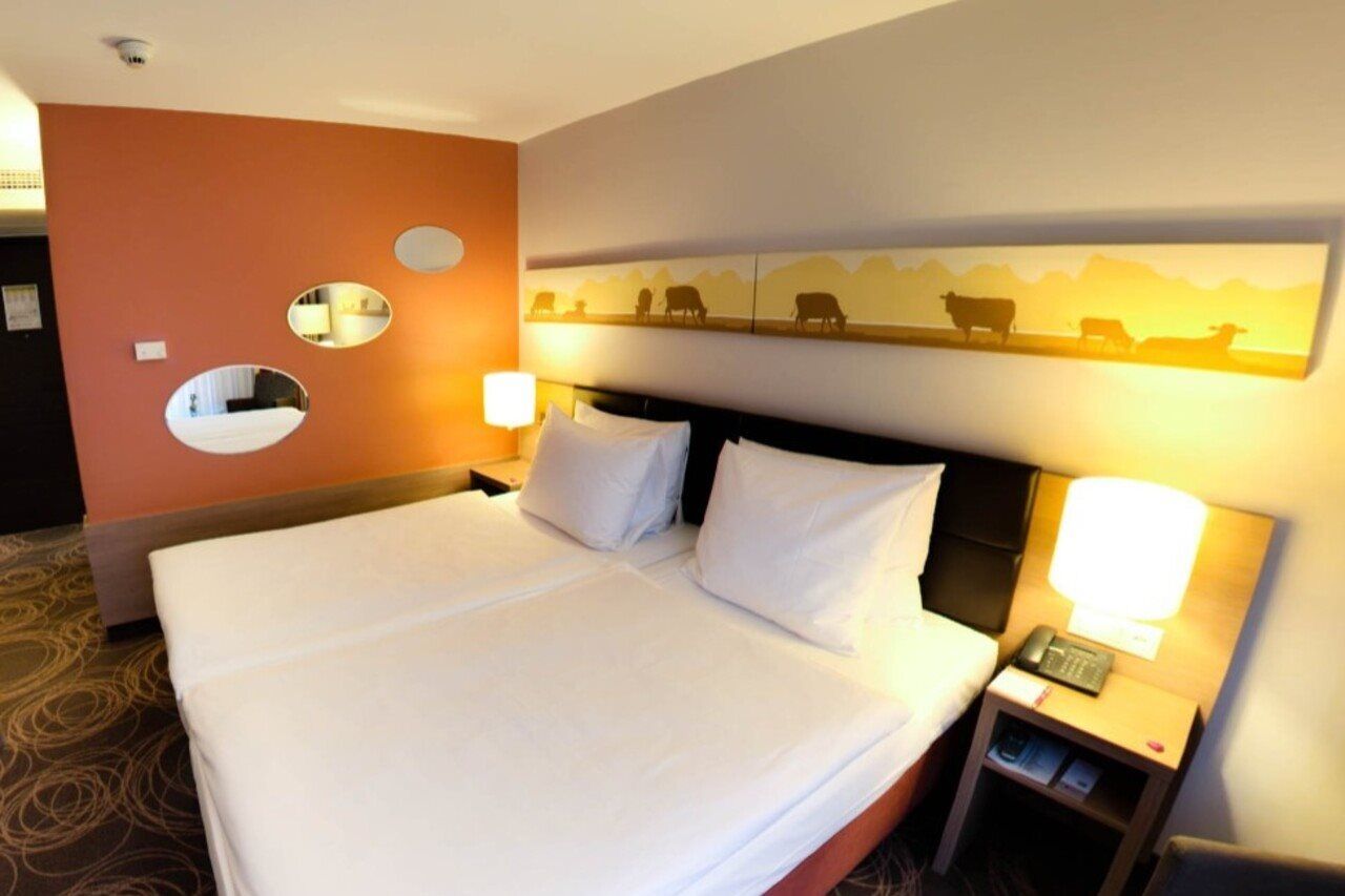 Ameron Flora Hotel 4*